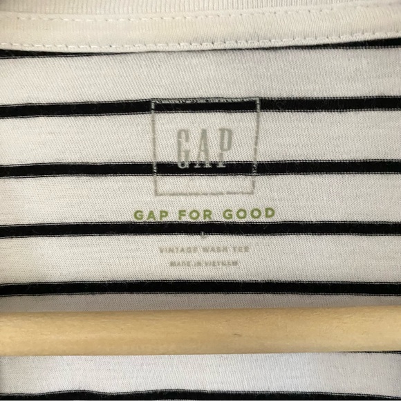 Gap Stripped T Shirt - Picture 3 of 3